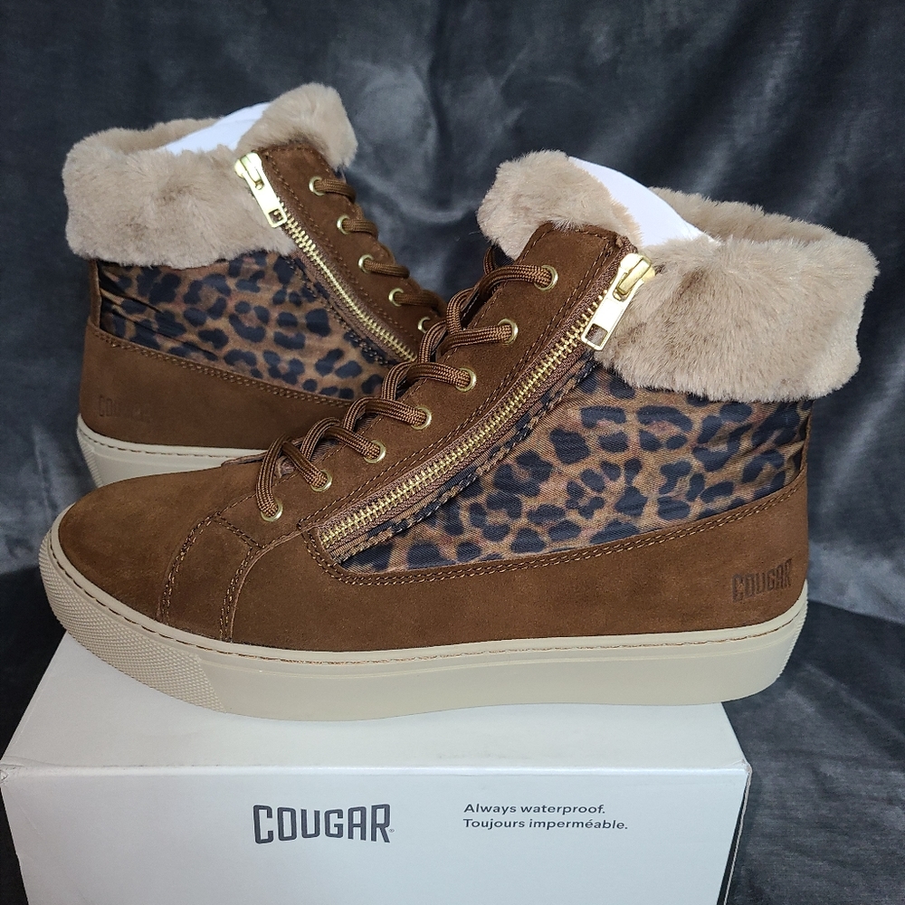 Cougar Sneaker Size 8M